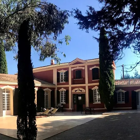 Luxurious Combining Style And Lifestyle Le Pradet